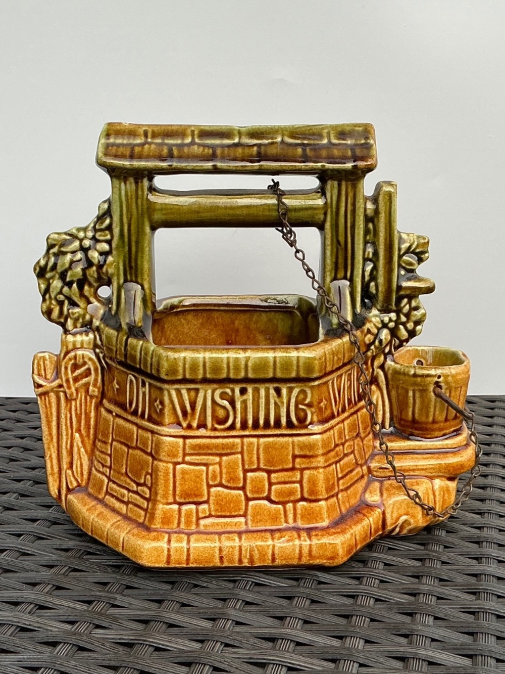 Vintage McCoy Wishing Well Planter Vase Ceramic Art Pottery USA Green Brown